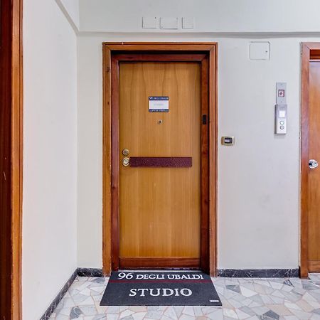 96 Degli Ubaldi Studio Roma Exterior foto